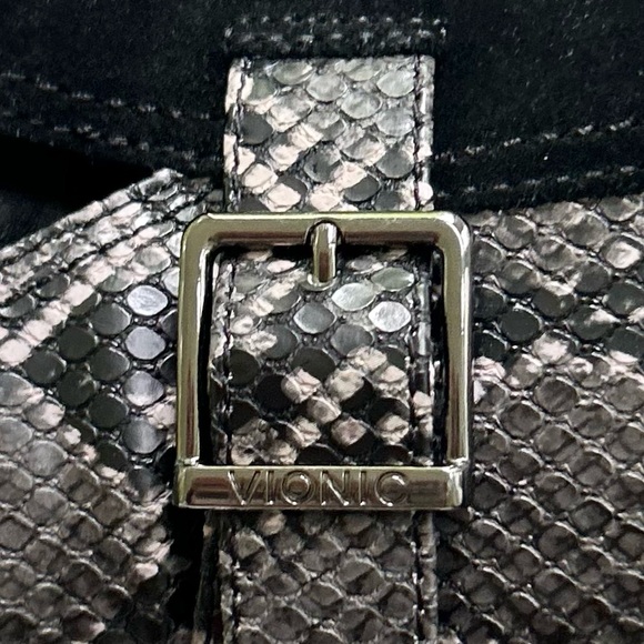 Vionic Naomi Black Size 8.5 WIDE Boots Snake Print Suede Water-Resistant - Picture 12 of 13